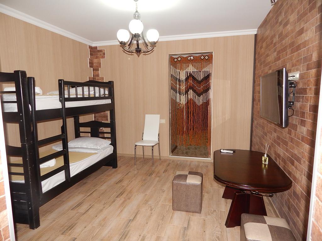 Family Holiday Apartment Тбилиси Экстерьер фото